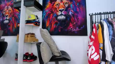 Snapshot of _pantera_09 chatting on 10.21.25 Kevin online show from 10.21.25