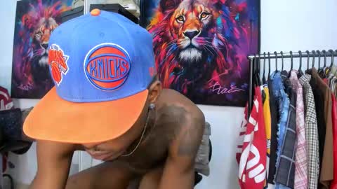 Snapshot of _pantera_09 chatting on 10.27.25 Kevin online show from 10.27.25