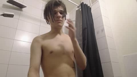 Snapshot of _peachtree_ chatting on 02.12.26 Willie online show from 02.12.26