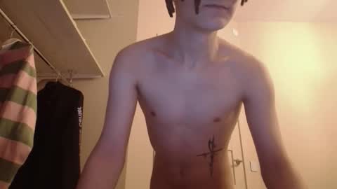 Snapshot of _peachtree_ chatting on 03.05.26 Willie online show from 03.05.26