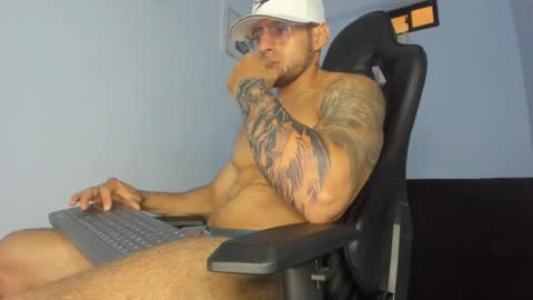 Snapshot of _poseidon1_ chatting on 02.19.25 Poseidon online show from 02.19.25
