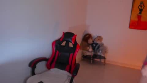 Snapshot of _rachell1 chatting on 09.24.25 Stefany online show from 09.24.25