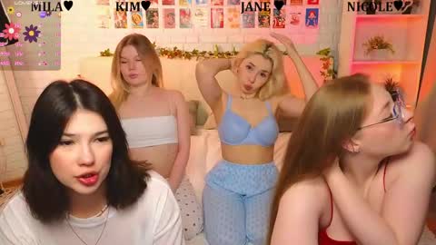 Merlizz Eva Jane Mila Nicole  left to right  online show from 06.01.26