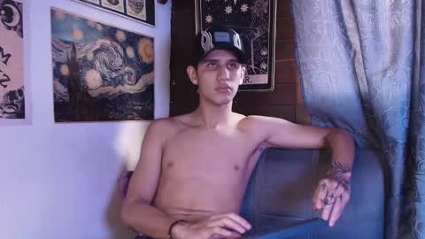 Snapshot of _realwav chatting on 09.21.25 wav online show from 09.21.25