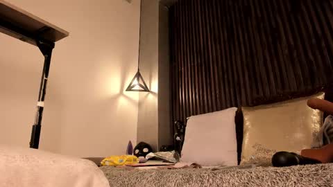 Snapshot of _rebecca1 chatting on 02.17.25 rebecca online show from 02.17.25