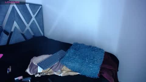 caroline online show from 12.01.25