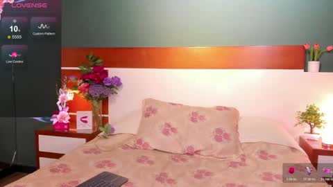 Snapshot of _redfoxxx_ chatting on 07.02.26 You can tell me Mariana online show from 07.02.26