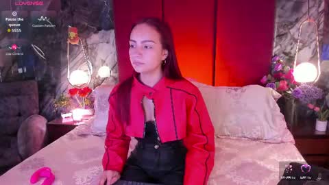 Snapshot of _redfoxxx_ chatting on 07.10.26 You can tell me Mariana online show from 07.10.26