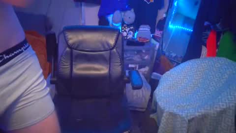 REDxxx online show from 01.04.25