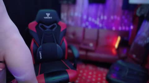 REDxxx online show from 02.27.25