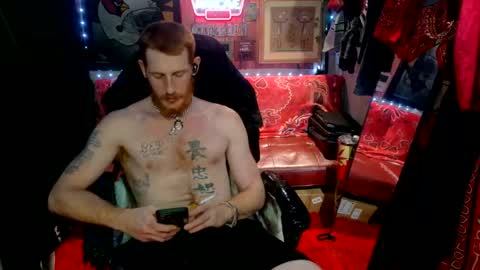 Snapshot of _redxxx chatting on 07.16.26 REDxxx online show from 07.16.26