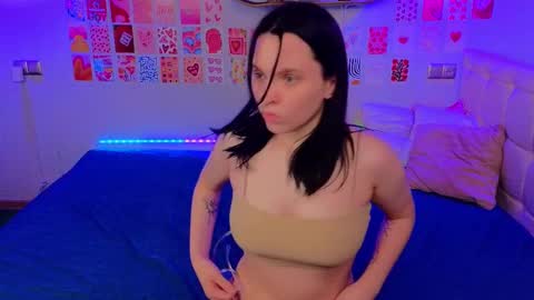 LISSAPVT IS OPEN online show from 03.01.25