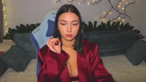 LISSAPVT IS OPEN online show from 01.13.26