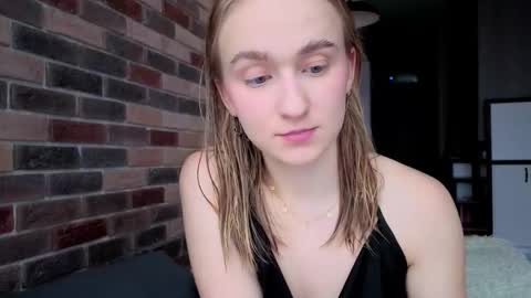 Snapshot of _ruby_kim chatting on 02.19.26 Ruby online show from 02.19.26