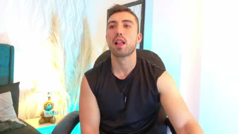 Snapshot of _ryan__1 chatting on 04.15.26 Ryan online show from 04.15.26