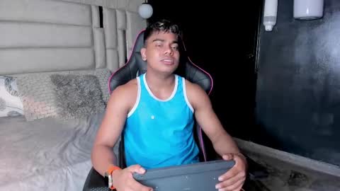 _sammy_ice online show from 03.08.25