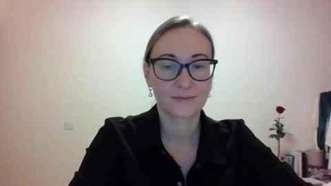 _sandyqueen__ online show from 11.28.25