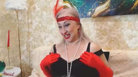 Snapshot of _sara__smith_ chatting on 11.12.25 Sara online show from 11.12.25