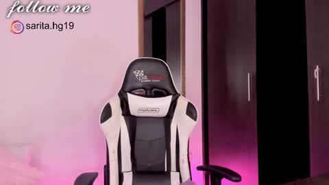 Sara  intagram online show from 01.14.25