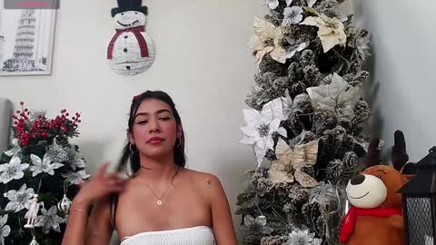 Sassy Girl online show from 12.31.24