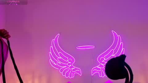 Scarlett online show from 09.24.25