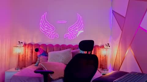 Scarlett online show from 10.28.25