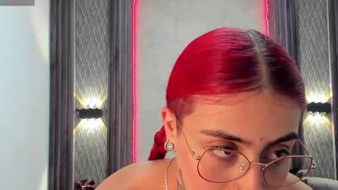 Selene online show from 02.14.25