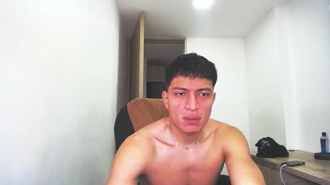 Juan Pablo-independent model online show from 03.04.26