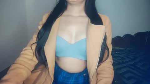 _shalini_0 online show from 12.21.25