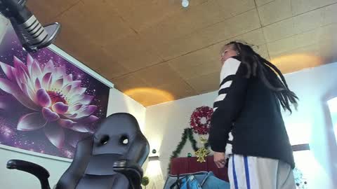 _sharlotte777 online show from 01.03.25