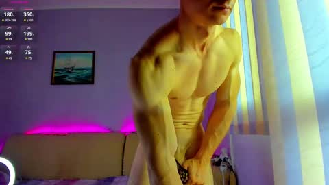 Snapshot of _shestifold chatting on 02.28.25 Nik online show from 02.28.25