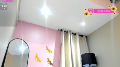    640  200   online show from 02.02.25