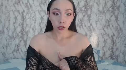 Snapshot of _sofiaparker_ chatting on 12.10.24 Sofia Parker online show from 12.10.24