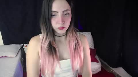 Snapshot of _sofiapink chatting on 06.23.26 Sofia online show from 06.23.26