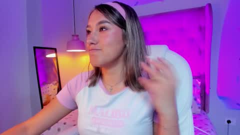 Sophie  online show from 03.04.26