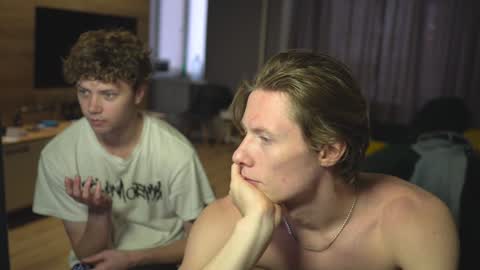 Snapshot of _sopranos_ chatting on 01.25.25 OLIVERpvt is open online show from 01.25.25