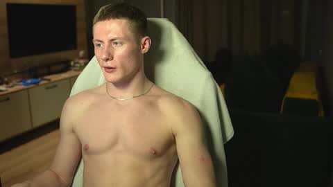 OLIVERpvt is open online show from 12.19.25