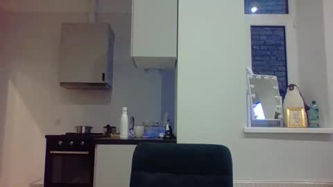 Melisa online show from 10.27.25