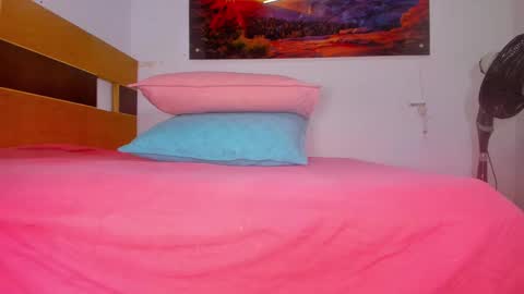 Snapshot of _ssusy_ chatting on 03.06.25 susy online show from 03.06.25