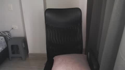 Snapshot of _sunnyferrell chatting on 12.04.25 Arianna online show from 12.04.25