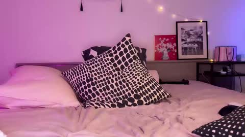 Ann online show from 12.21.25