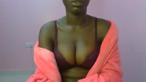 Snapshot of _sweet_gabriella chatting on 02.05.25 Gabriella online show from 02.05.25