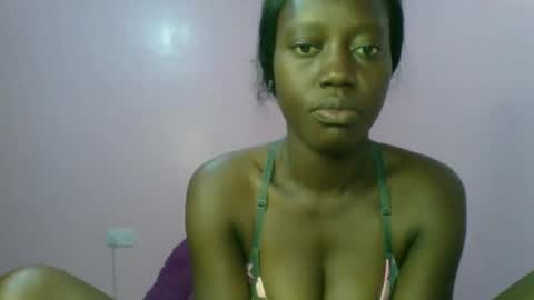 Snapshot of _sweet_gabriella chatting on 10.10.25 Gabriella online show from 10.10.25