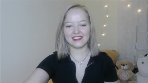 _sweet_smile_ online show from 10.28.25