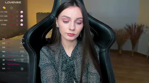 Snapshot of _sweety_ann chatting on 12.23.24 Ann online show from 12.23.24