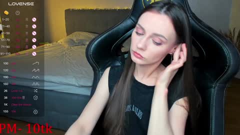 Snapshot of _sweety_ann chatting on 12.26.24 Ann online show from 12.26.24