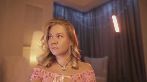 Annie online show from 01.17.26