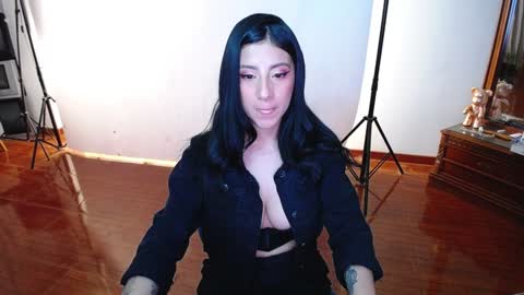 _the_dark_side_of_the_moon_ online show from 01.16.25