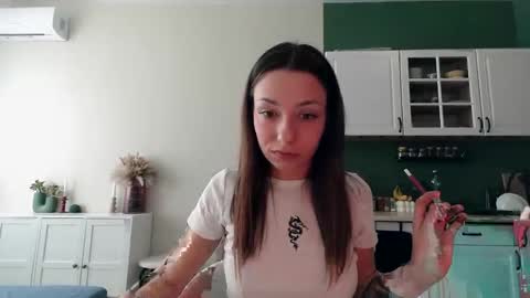 Mia online show from 03.18.26