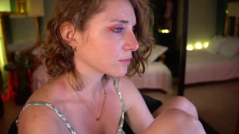 Evi online show from 02.28.25